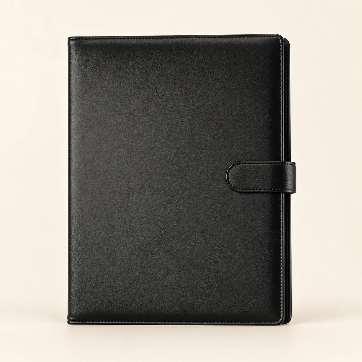 Conférencier porte-document en similicuir noir A4, vue de face fermée