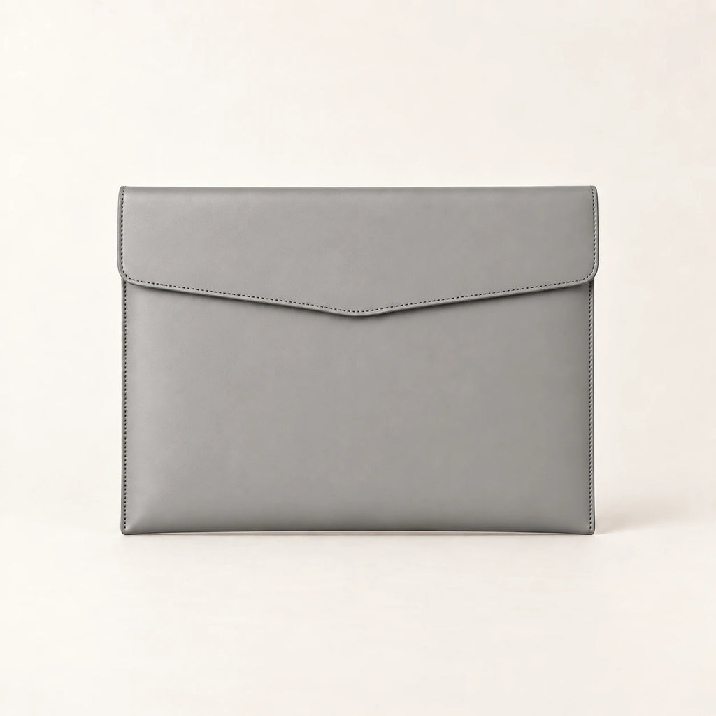 Pochette porte-document en similicuir gris A4, vue de face fermée
