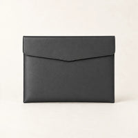 Pochette porte-document en similicuir gris anthracite A4, vue de face fermée