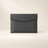 Pochette porte-document en similicuir gris anthracite A5, vue de face fermée